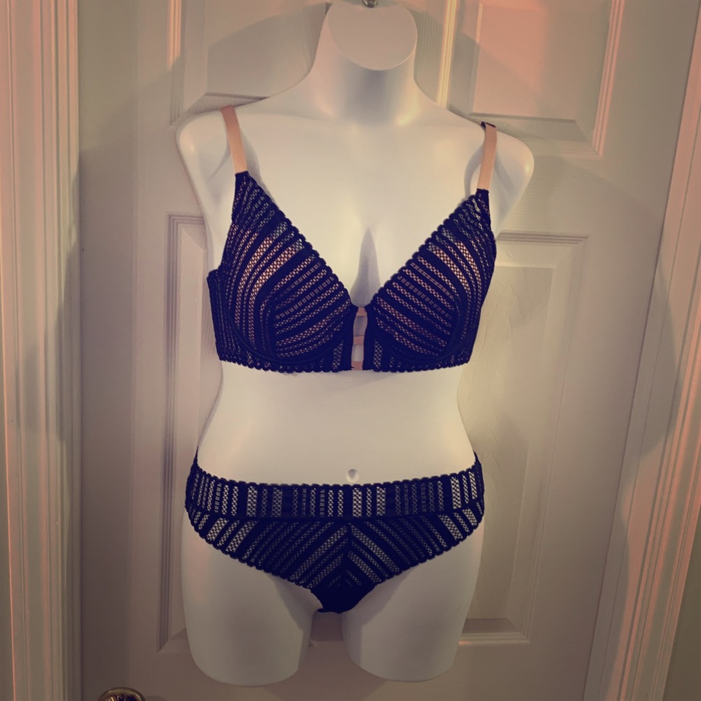 VS Boudoir Glam
